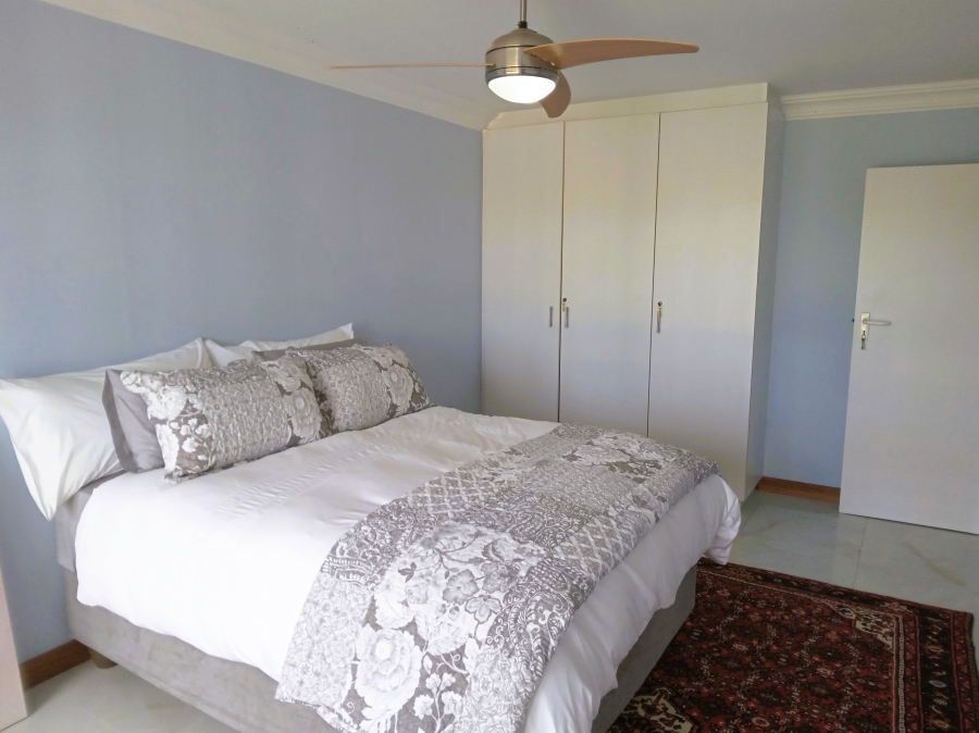 To Let 4 Bedroom Property for Rent in Greenways Golf Estate Western Cape